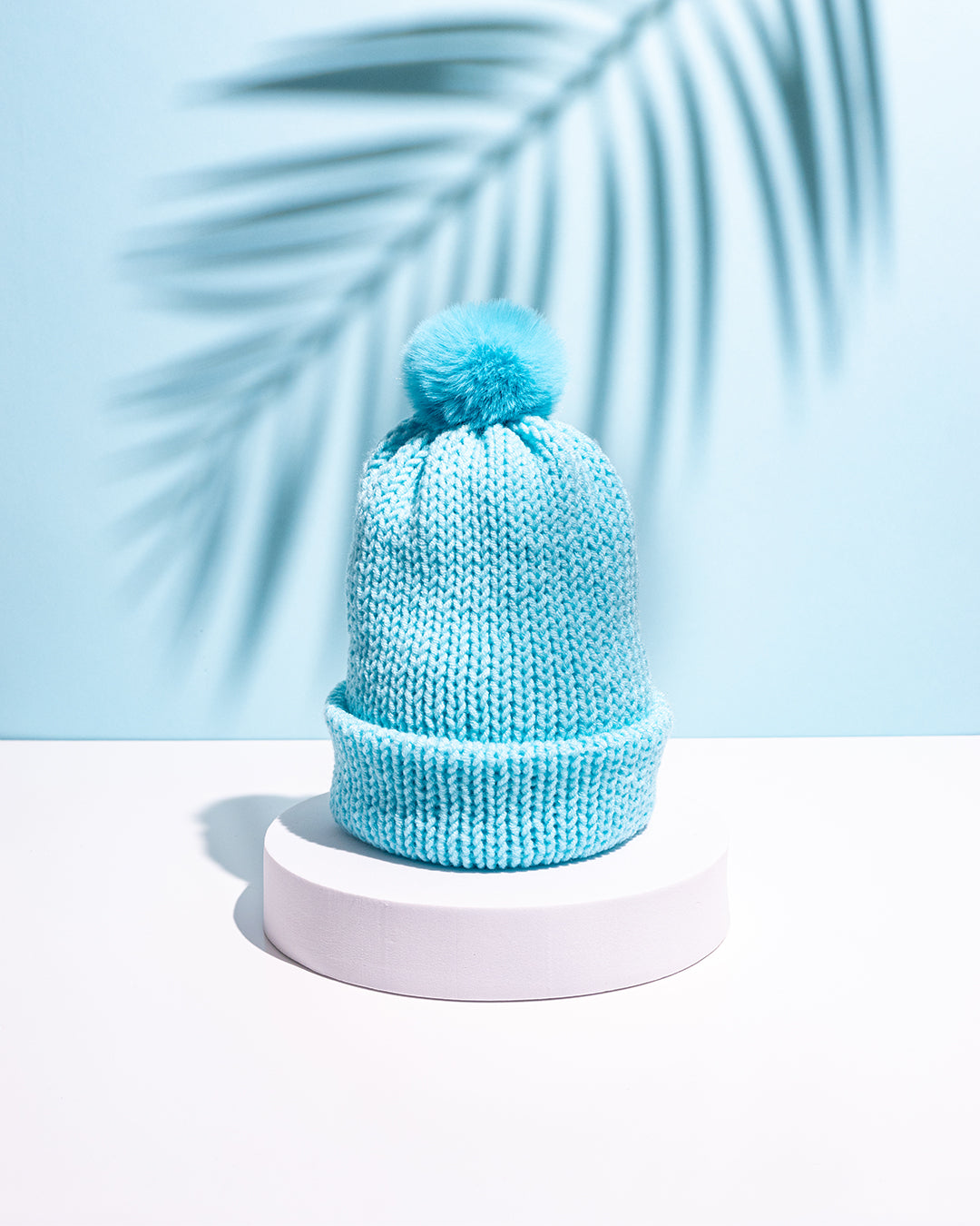 ENOBARVA KAPA Z COFKOM (Majhna Velikost)