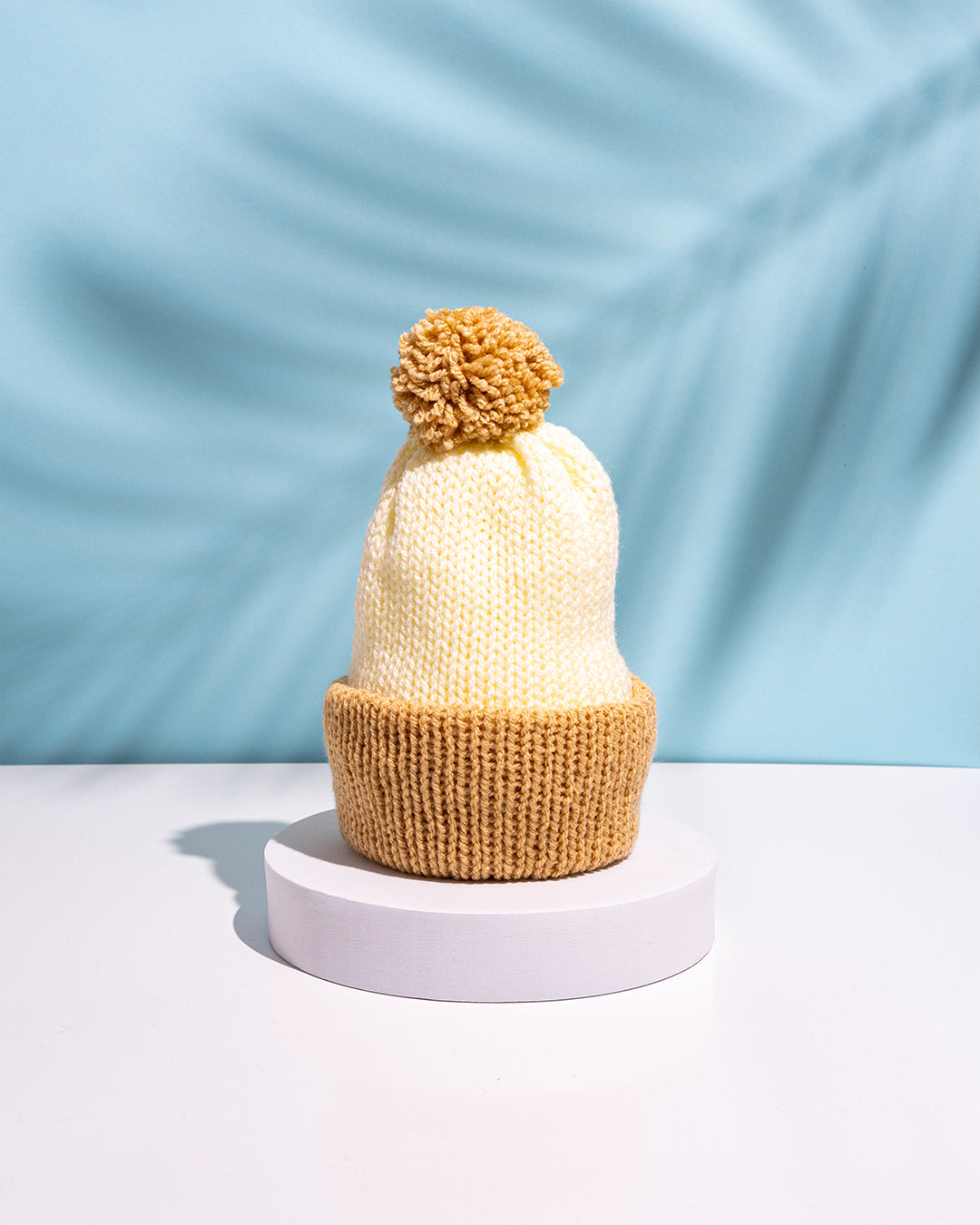 BELO RJAVA KAPA - RJAVI COFEK (Srednja Velikost)