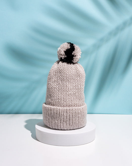 SIVA KAPA - ČRNO SIVI COFEK (Srednja Velikost)